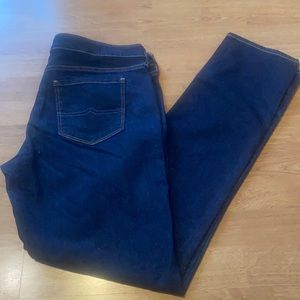 NWT Arizona jeans